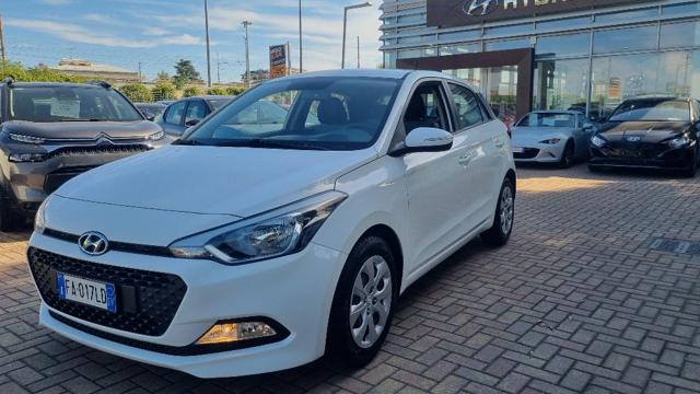 Hyundai i20 1.2 84 CV 5 porte Classic - foto 3 di 4