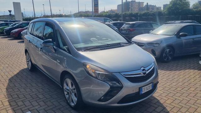 Opel Zafira Tourer 2.0 CDTi 130CV Cosmo - foto 3 di 4