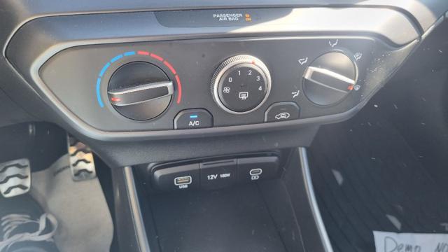 Hyundai BAYON 1.2 MPI MT XLine, del 2024, 12.658 km, in vendita a Savona (SV)