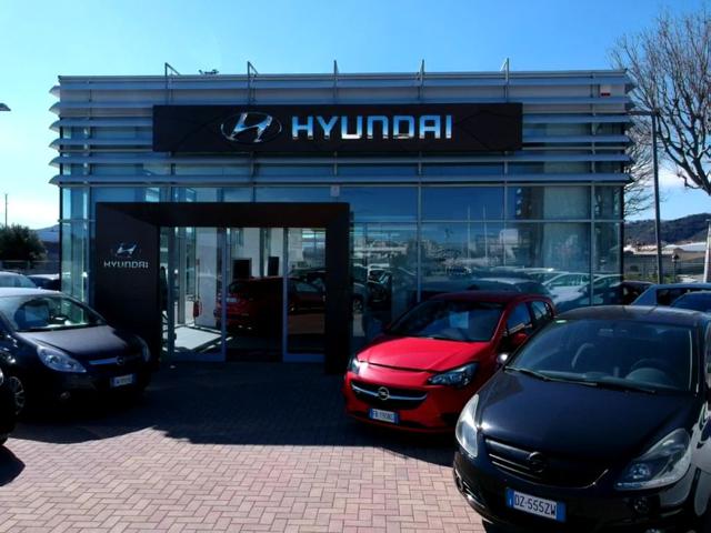 Citroen Berlingo Multispace 7 posti BlueHDi 100 S&S Feel, del 2017, 91.935 km, in vendita a Savona (SV)