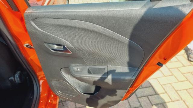 Opel Corsa 1.5 D 100 CV Edition usato a SAVONA