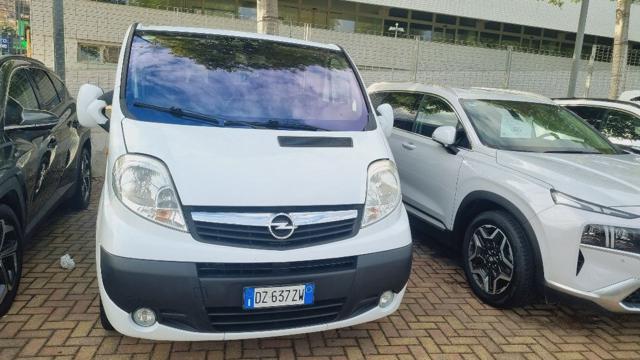 Opel Vivaro 27 2.0 CDTI 120CV PC-TN Combi 9 posti usato a SAVONA