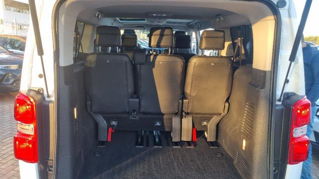 Opel Zafira Life 2.0 Diesel 180CV aut. Start&Stop Innovation L usato a SAVONA