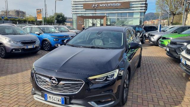 Opel Insignia 2.0 BiTurbo CDTI S&S AWD aut. Country T. Exclusive usato a SAVONA