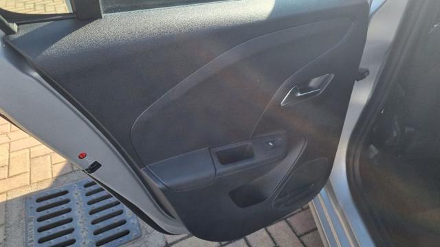 Opel Corsa 1.5 D 100 CV Elegance, del 2023, 50.573 km, in vendita a Savona (SV)