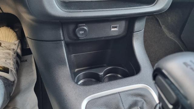 Citroen C3 BlueHDi 100 S&S Max TETTO NERO A CONTRASTO usato a SAVONA