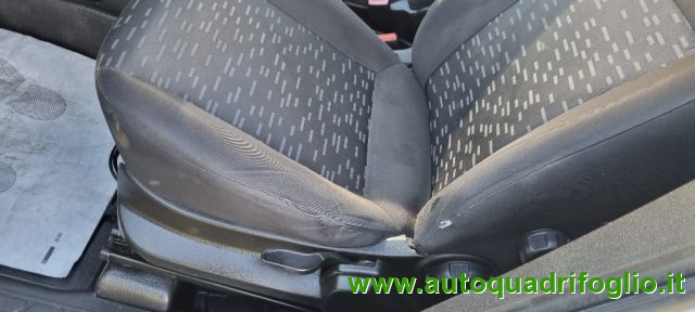 Opel Combo 1.6 CDTI 105CV EcoFLEX l2-h1 Van S&S (950kg) E5+, del 2015, 157.296 km, in vendita a Savona (SV)