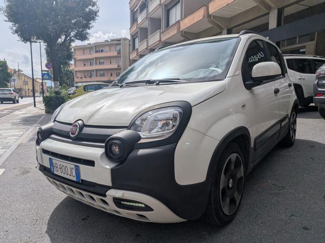 Fiat Pandina 1.0 FireFly 65 CV Hybrid Cross usato a SAVONA