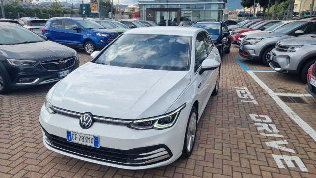 Volkswagen Golf 1.5 eTSI 130 CV EVO ACT DSG Style - foto 3 di 4