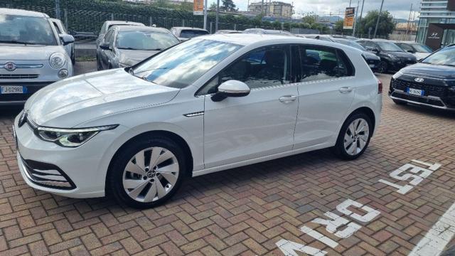 Volkswagen Golf 1.5 eTSI 130 CV EVO ACT DSG Style - foto 4 di 4