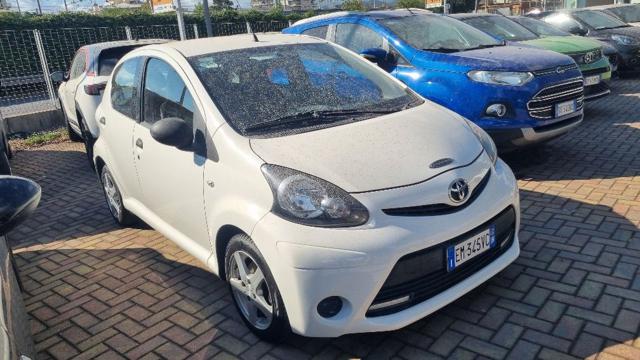 Toyota Aygo 1.0 12V VVT-i 5 porte Lounge - foto 4 di 4