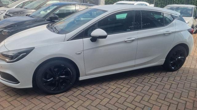 Opel Astra 1.4 Turbo 150CV Start&Stop 5 porte Innovation - foto 3 di 29