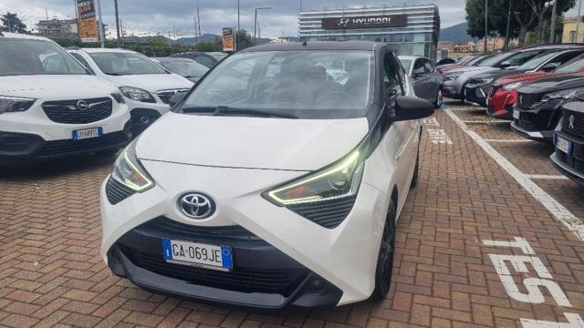 Toyota Aygo Connect 1.0 VVT-i 72 CV 5 porte CONNECT - foto 2 di 4