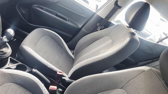 Hyundai i10 1.0 MPI Connectline - foto 4 di 4
