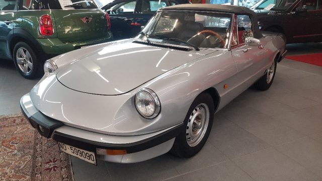 Alfa Romeo Spider 1.6 - foto 2 di 4