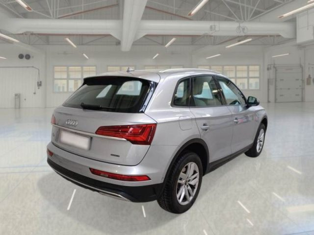 Audi Q5 40 TDI 204 CV quattro S tronic Business FULL OPT. - foto 2 di 4