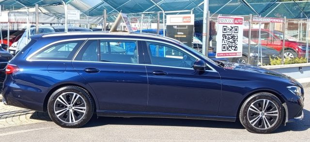 Mercedes-Benz E 300 de S.W. Auto EQ-Power Business Sport - foto 3 di 4