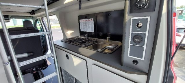 Ford Tourneo Custom CAMPER PURO FORD NUGGET - FOND VENDOME - foto 2 di 27