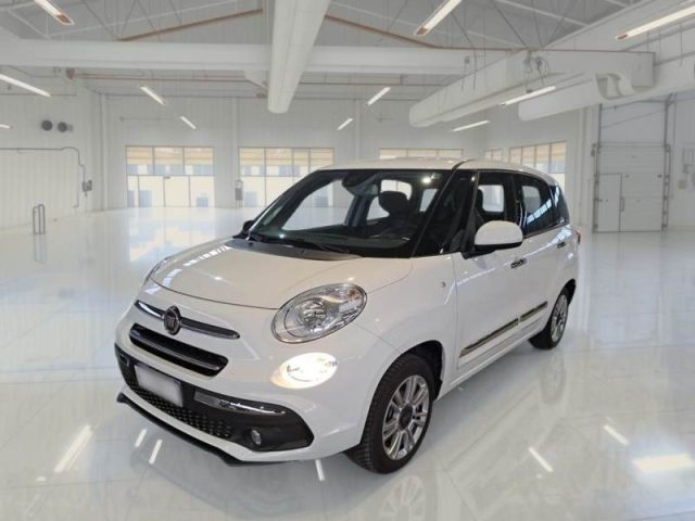 Fiat 500L Wagon 1.3 Multijet 95 CV Dualogic Lounge 7 posti usato a POIRINO
