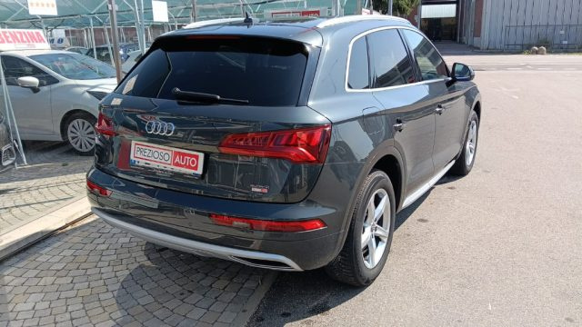 Audi Q5 45 TFSI quattro S tronic Business Sport - foto 2 di 4