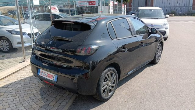 Peugeot 208 PureTech 75 Stop&Start 5 porte Active Pack - foto 2 di 4