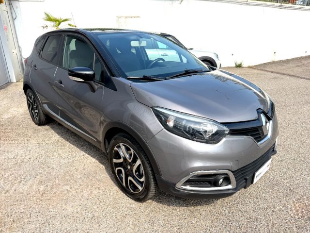Renault Captur 1.5 dCi 8V 90 CV Start&Stop - foto 2 di 4