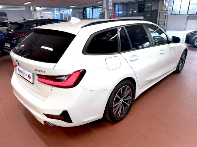 BMW 320 d Touring MHEV Auto. M-Sport - foto 3 di 4