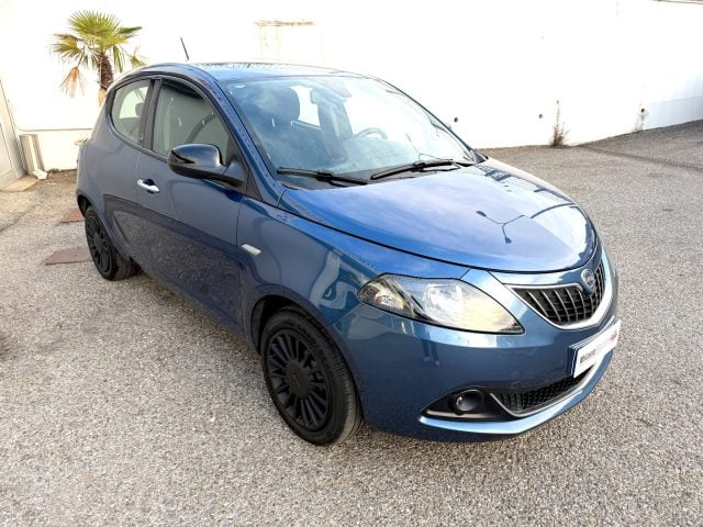 Lancia Ypsilon 1.0 FireFly Hybrid 5 Pt. Silver - foto 3 di 4