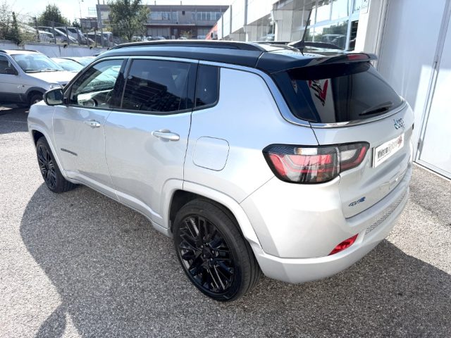 Jeep Compass 1.3 Turbo T4 190 CV PHEV AT6 4xe Limited - foto 3 di 17