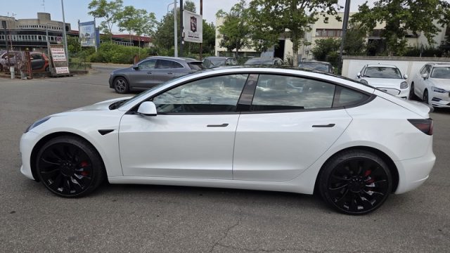 Tesla Model 3 Long Range AWD Performance PERMUTE PARI AL NUOVO - foto 3 di 4