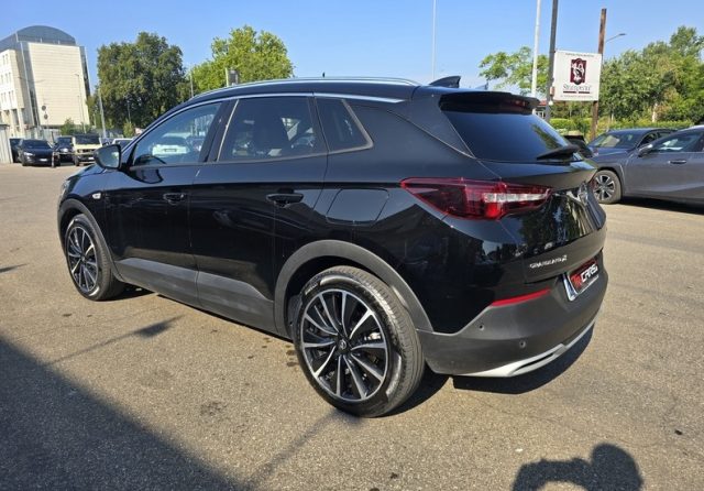Opel Grandland X 1.6 Hybrid4 Plug-in aut. AWD PERMUTE - foto 3 di 4