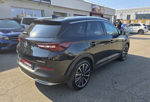 Opel Grandland X 1.6 Hybrid4 Plug-in aut. AWD PERMUTE - foto 2 di 4