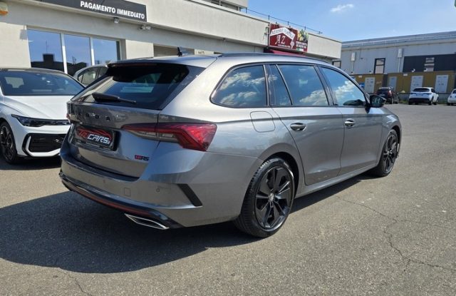 Skoda Octavia 2.0 TDI 200 CV DSG 4x4 Wagon RS GANCIO PERMUTE - foto 2 di 4