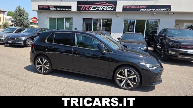 Volkswagen Golf 8.5 1.5 eTSI 115 CV DSG Life PERMUTE GAR.VW 2028 usato a PARMA