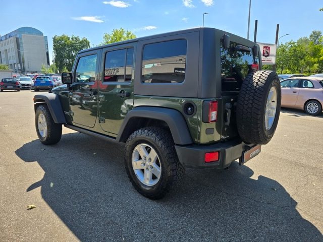 Jeep Wrangler Unlimited 2.8 CRD Rubicon MANUALE PERMUTE PROMO - foto 3 di 4