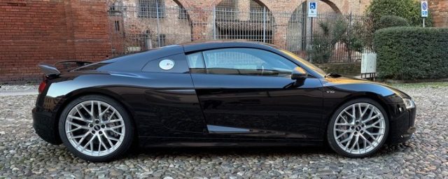 Audi R8 Coupé 5.2 FSI quattro S tronic plus PERMUTE - foto 4 di 4