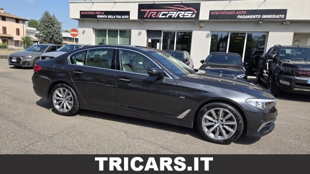 BMW 520 d xDrive Luxury PERMUTE UNICOPROPR. SERVICE BMW usato a PARMA