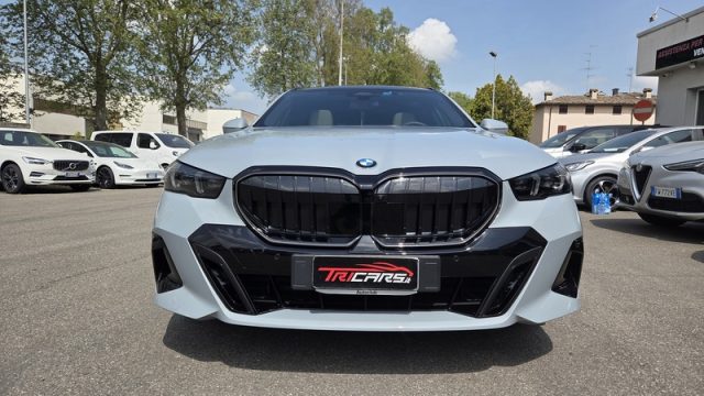 BMW 540 d 48V xDrive Touring Msport Pro PERMUTE - foto 2 di 4
