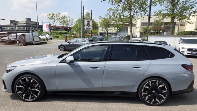 BMW 540 d 48V xDrive Touring Msport Pro PERMUTE - foto 3 di 4