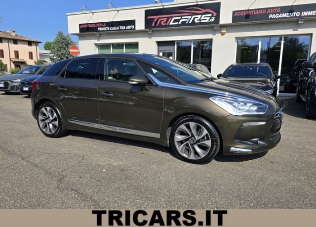Citroen DS5 2.0 HDi 160 Sport Chic DISITRIBZUIONE OK PERMUTE usato a PARMA