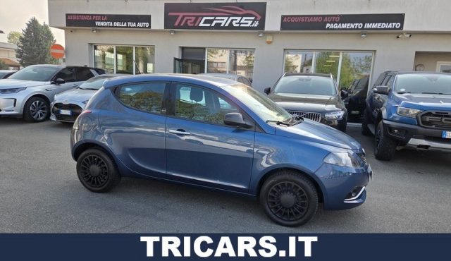 Lancia Ypsilon 1.0 FireFly 5 porte S&S Hybrid PERMUTE OK NEOPAT. usato a PARMA