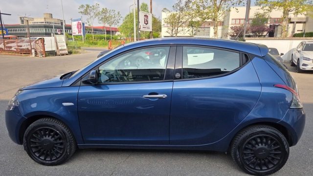 Lancia Ypsilon 1.0 FireFly 5 porte S&S Hybrid PERMUTE OK NEOPAT. - foto 3 di 4