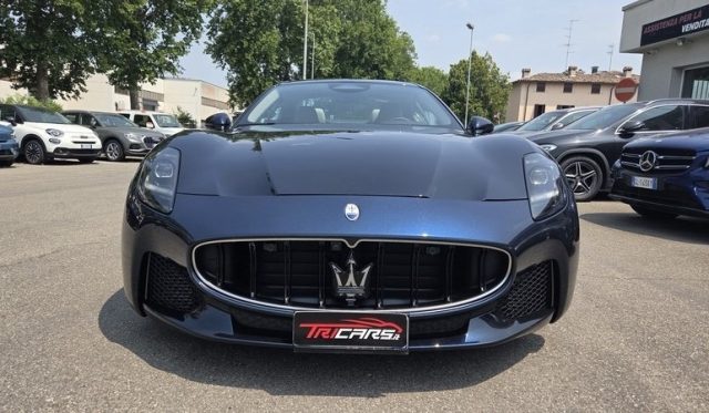 Maserati GranTurismo V6 490 CV AWD Modena PERMUTE IVA ESPOST PROMO 2000 - foto 2 di 4