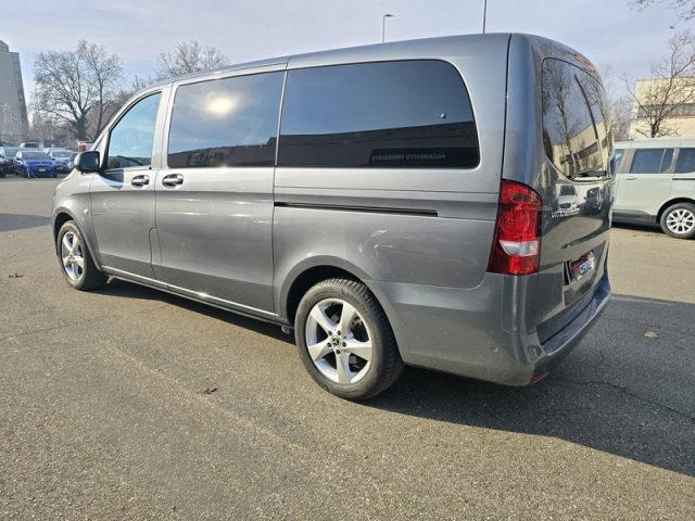 Mercedes-Benz Vito 2.0 116 CDI Tourer Long IVA ESP. 8 POSTI PERMUTE - foto 3 di 4
