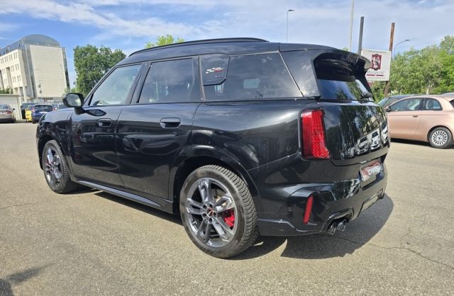 MINI Cooper S John Cooper Works ALL4 JCW Countryman - foto 3 di 4