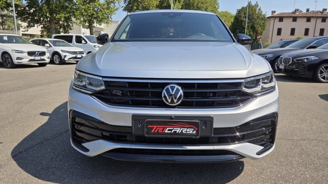 Volkswagen Tiguan 2.0 TDI 200 CV SCR DSG 4MOTION R-Line PERMUTE - foto 2 di 4