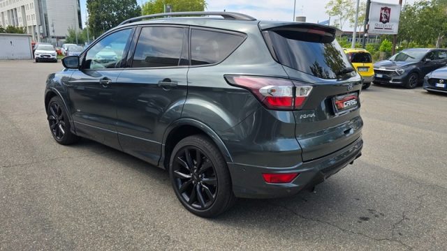 Ford Kuga 2.0 TDCI 150 CV 4WD Powershift ST-Line PERMUTE - foto 3 di 15