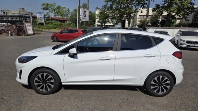 Ford Fiesta 1.1 75 CV 5 porte Titanium PERMUTE OK NEOPATENTATI - foto 3 di 4