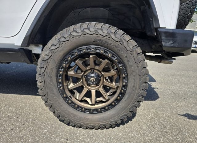 Jeep Wrangler Unlimited 2.8 Sahara Auto 35.000 ? DI PREPARAZIONE - foto 4 di 4