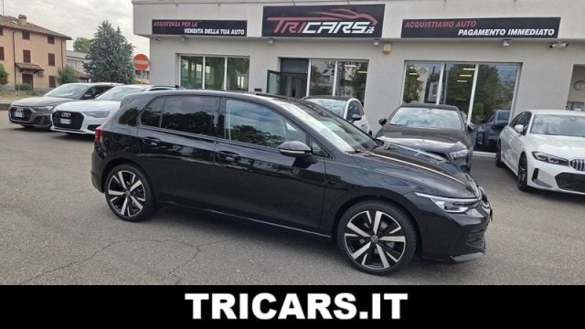 Volkswagen Golf 8.5 1.5 eTSI 115 CV DSG Life PERMUTE GAR.VW 2028, del 2024, 15.000 km, in vendita a Parma (PR)